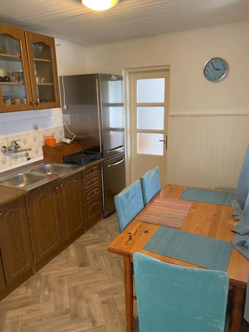 זאגרב Cheerfull 2-Bedroom With Patio. Close To All Ameneties. מראה חיצוני תמונה